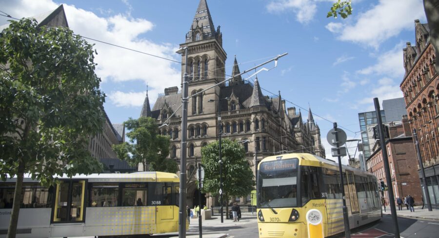 manchester-transport-yellow-trams